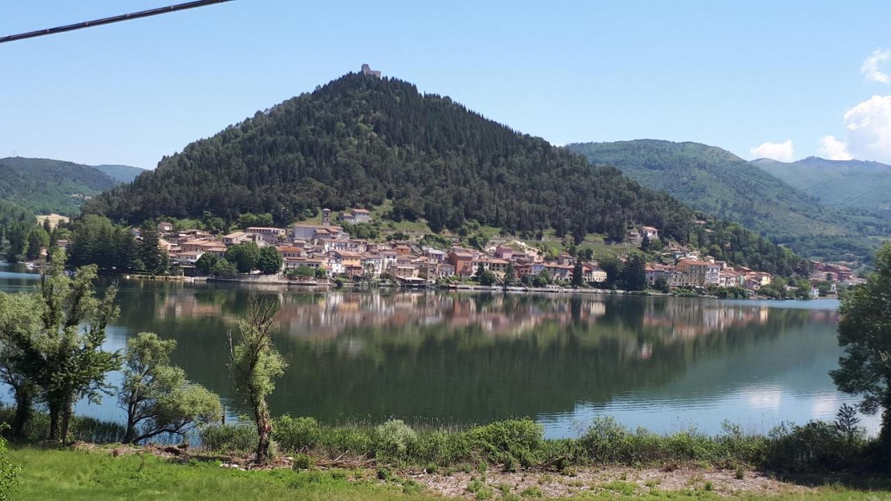 Il Girasole del Lago Piediluco Esterno foto